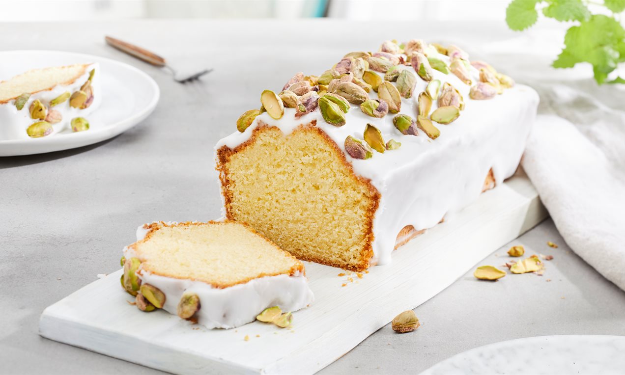 Lemon Pistachio Vanilla Loaf Cake Recipe | Dr. Oetker