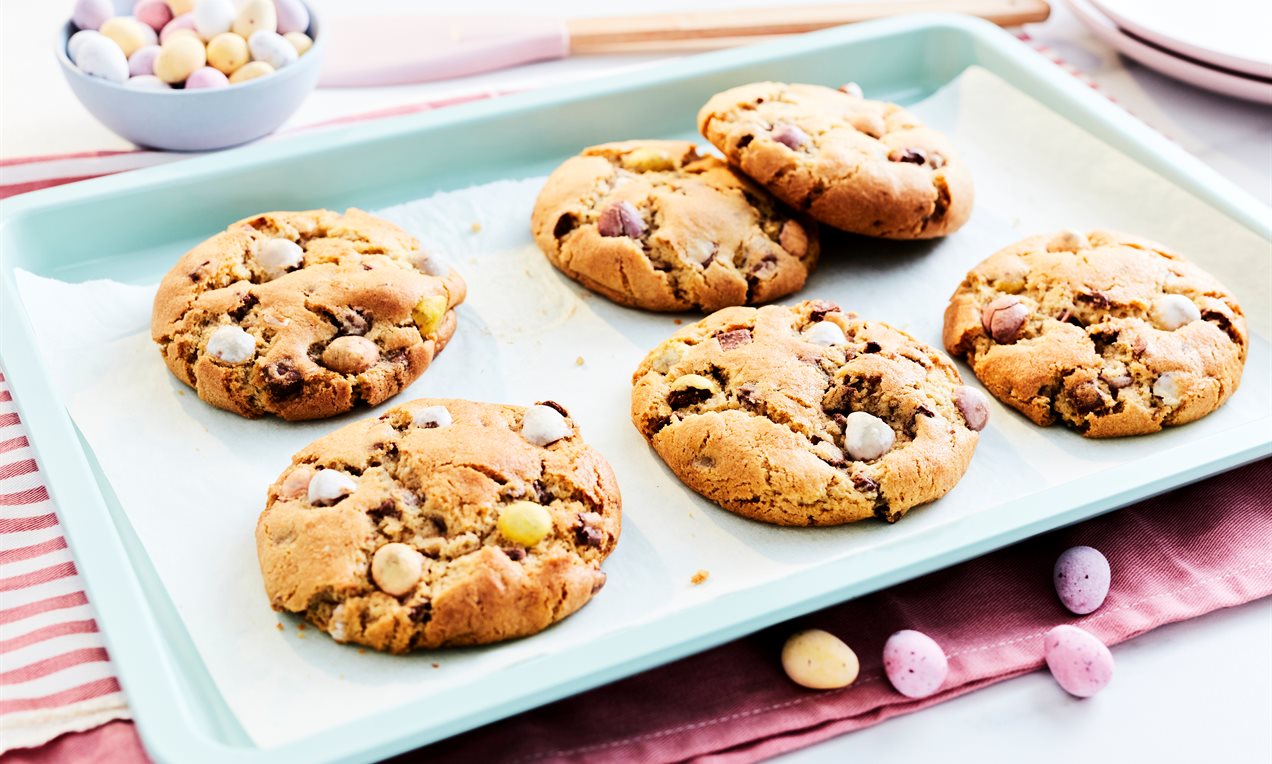 Chocolate Mini Egg Cookies Recipe | Dr. Oetker