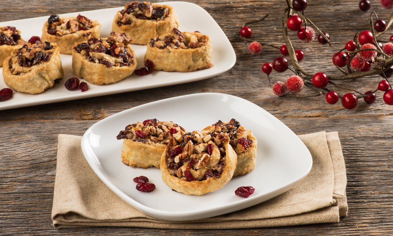 Cranberry Walnut Pinwheels Recipe | Dr. Oetker