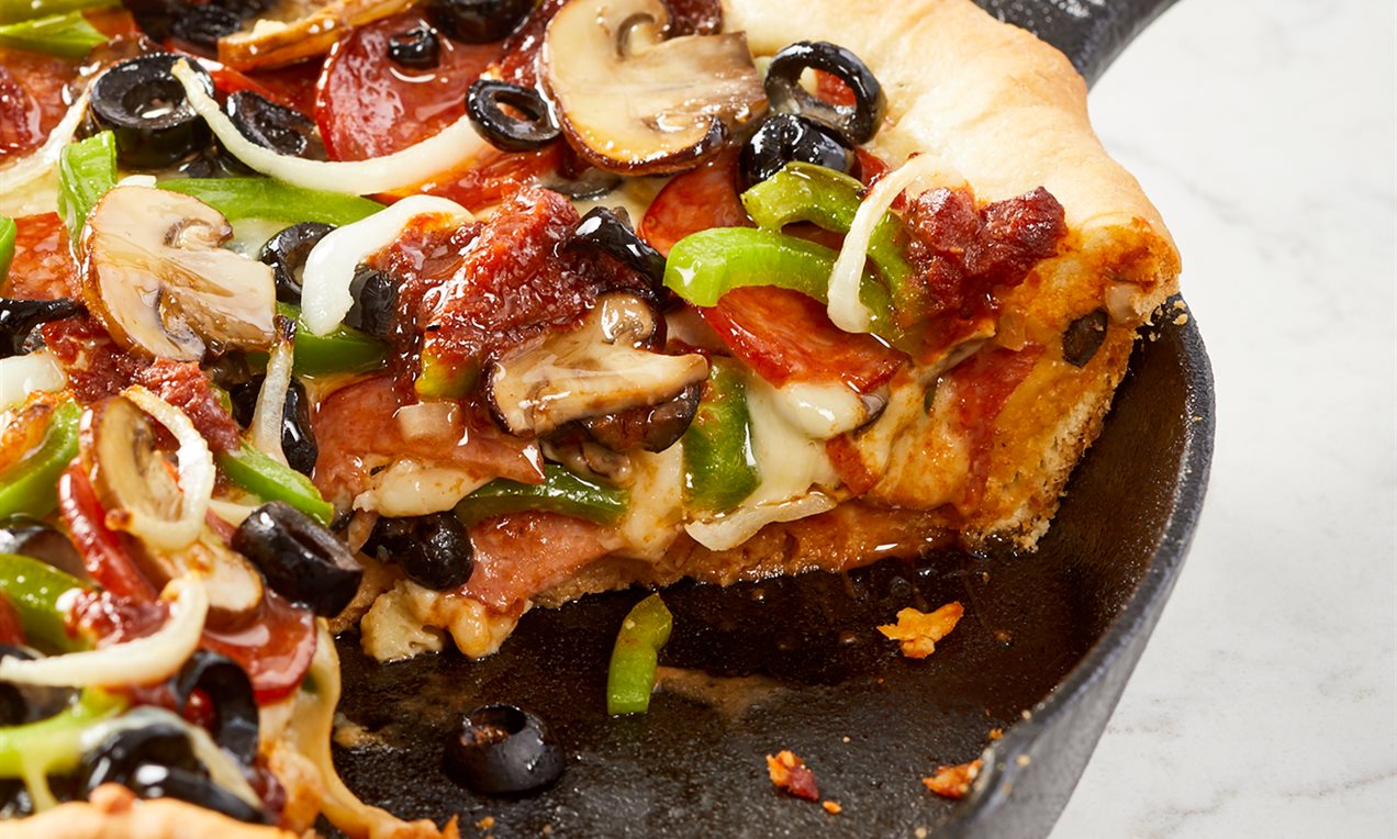 Pizza à pâte épaisse de luxe