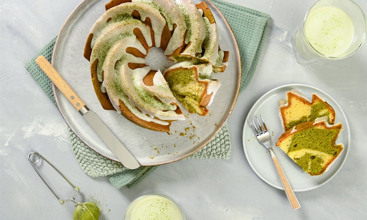 Gâteau Bundt au matcha à base de plantes
